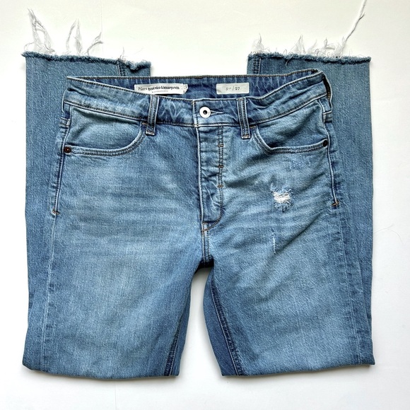 Anthropologie Pilcro High-Rise Twist-Seam Slim Boyfriend Jeans Light Wash 27 - Picture 8 of 16